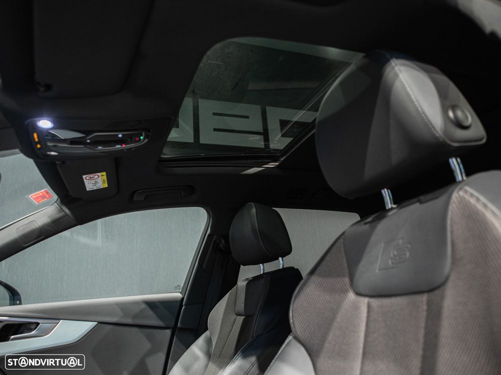 Audi A4 Avant 35 TDI S line S tronic - 30