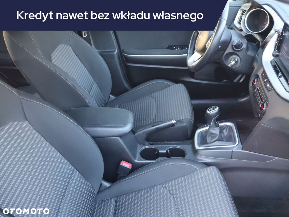 Kia Ceed - 11