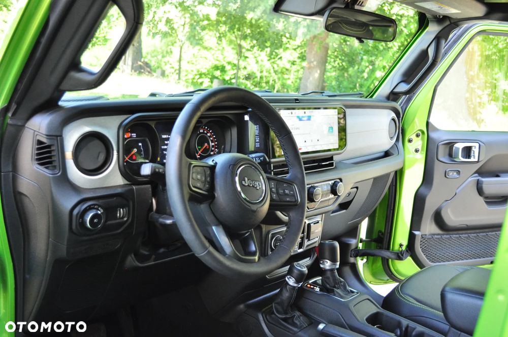 Jeep Wrangler - 20