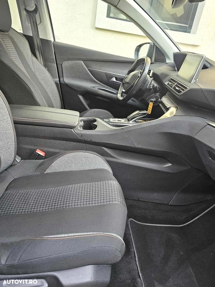 Peugeot 3008 1.5 BlueHDI 130 EAT8 Allure Pack - 17