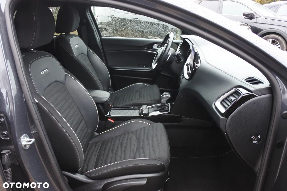 Kia ProCeed 1.5 T-GDI DCT7 OPF GT LINE - 6