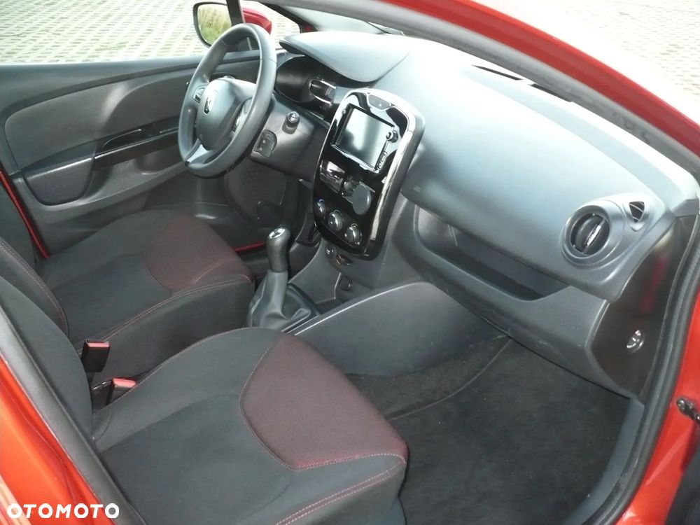 Renault Clio 1.2 16V 75 Authentique - 15