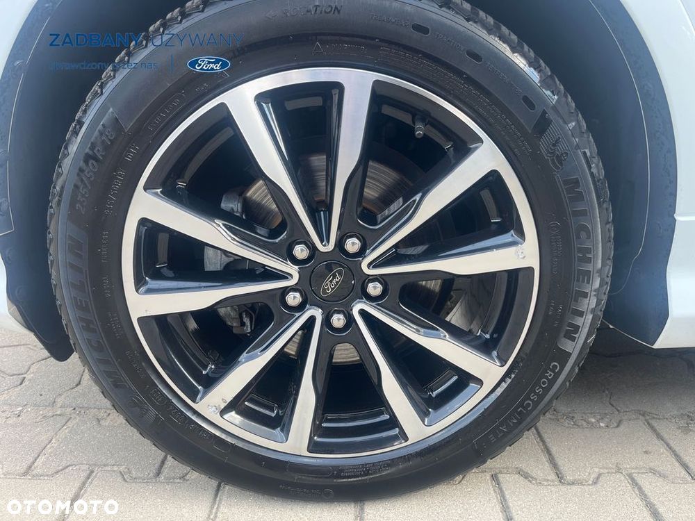 Ford Kuga 1.5 EcoBoost 2x4 ST-Line - 9