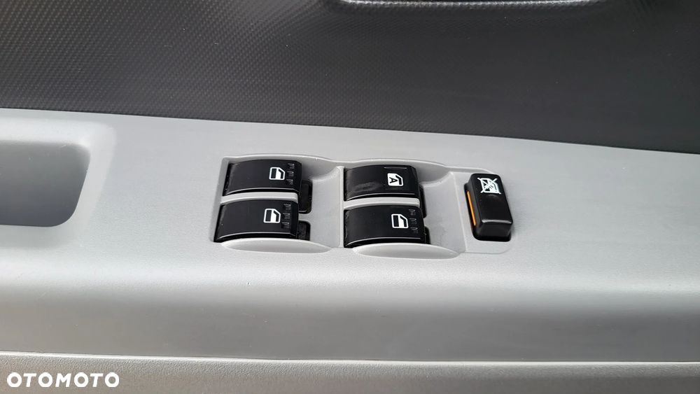 Daihatsu Sirion 1.3 - 39