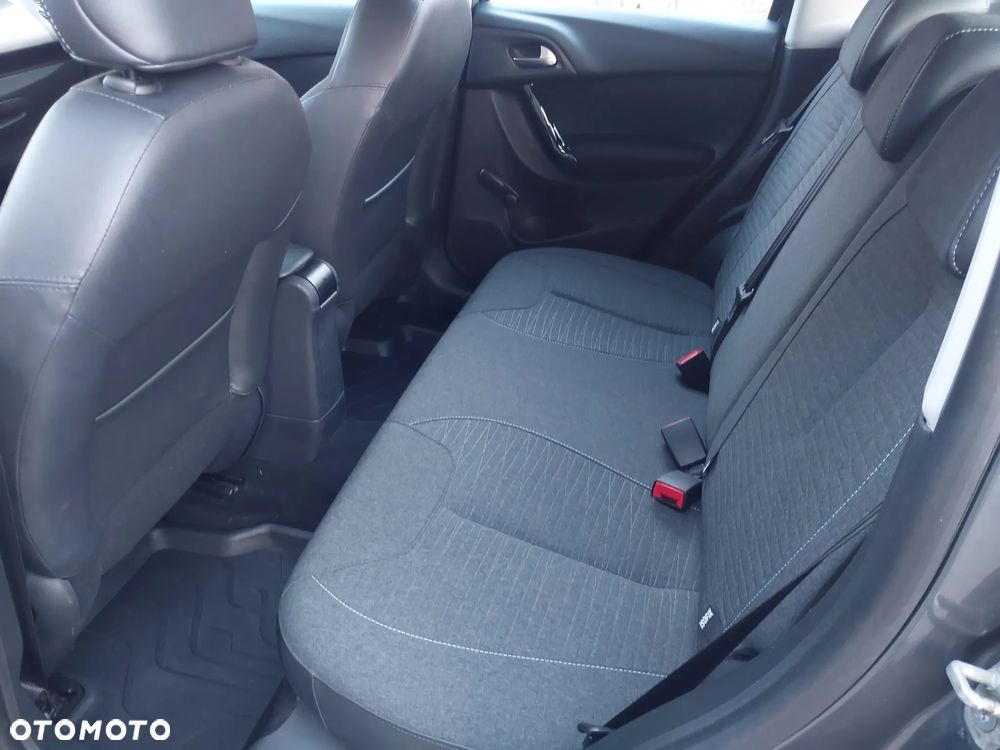 Citroën C3 1.2 PureTech Exclusive - 9