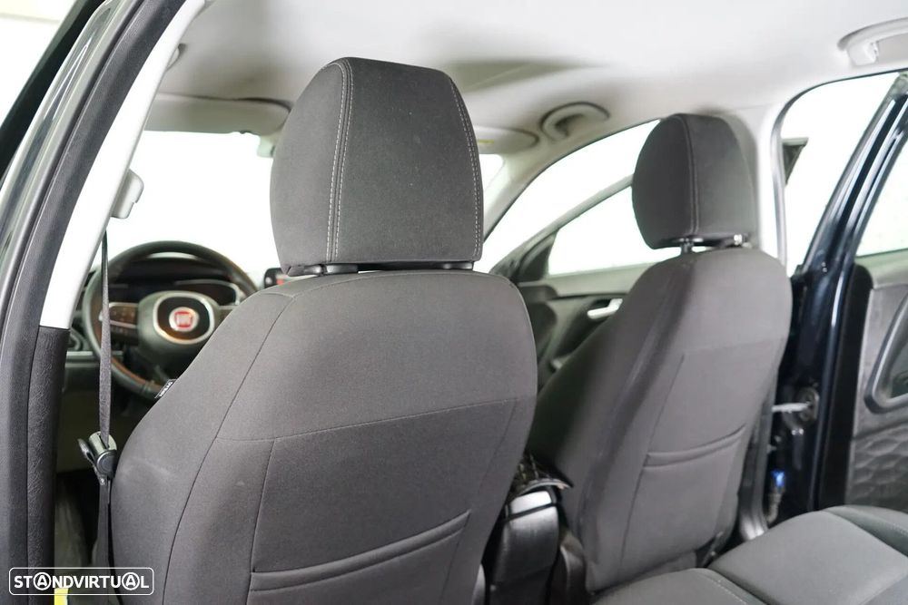 Fiat Tipo Station Wagon 1.6 M-Jet Lounge Tech - 36