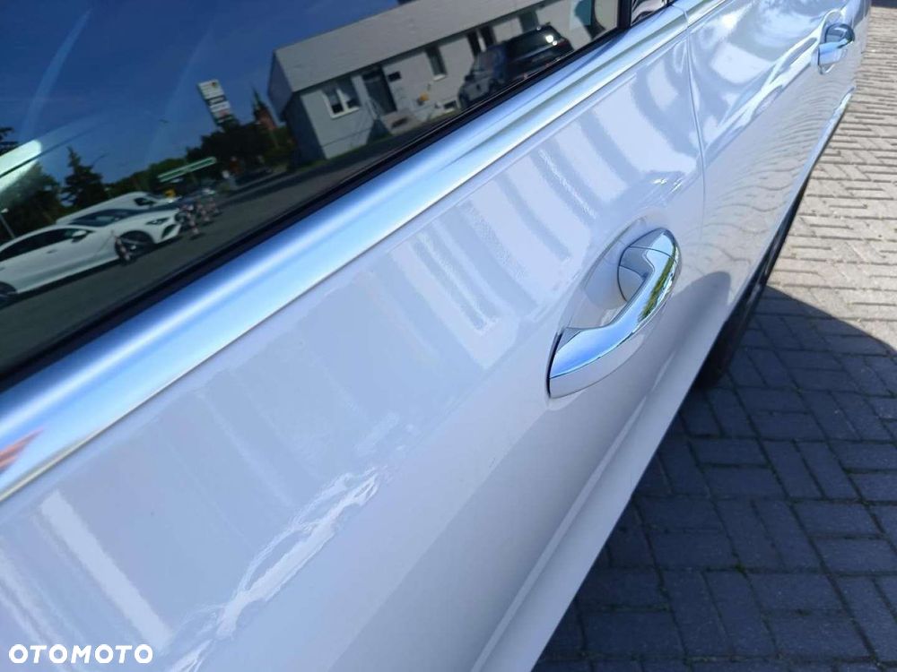 Mercedes-Benz GLA - 19