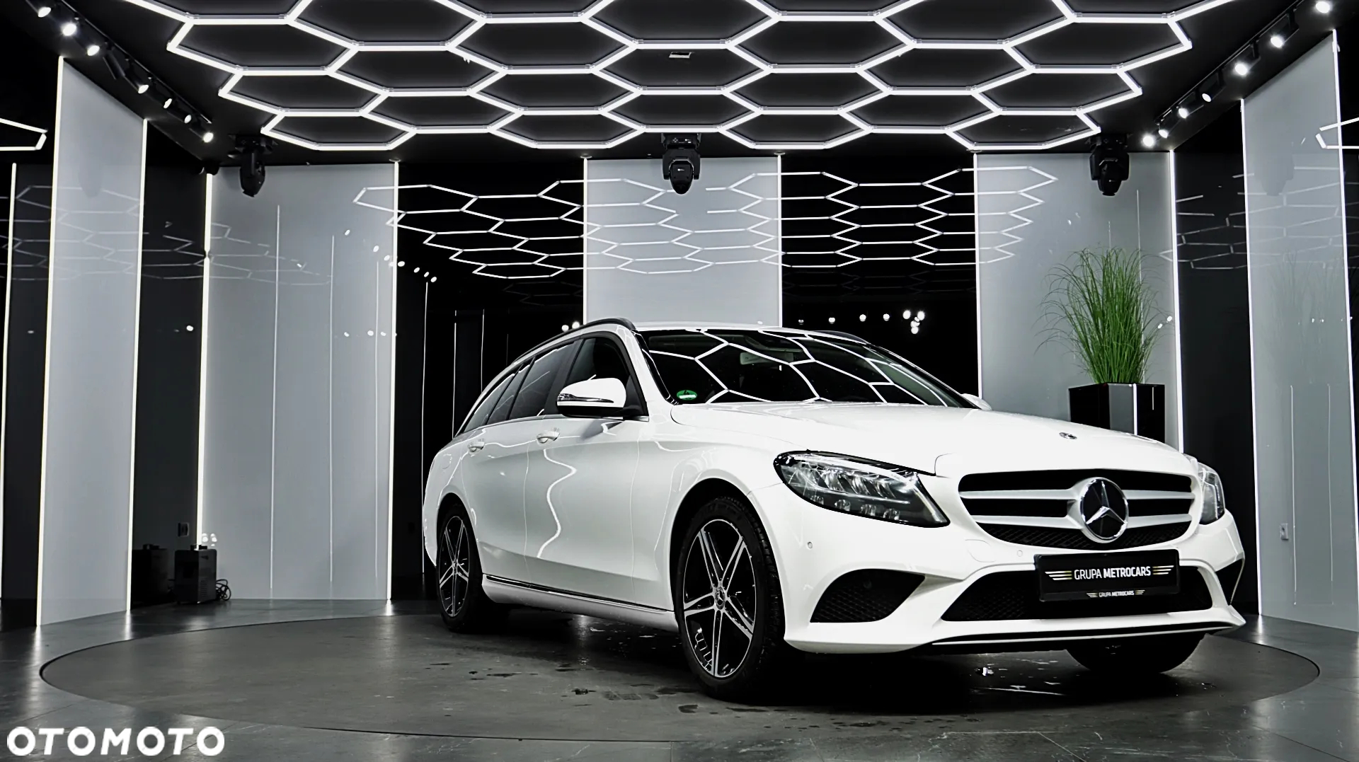 Mercedes-Benz Klasa C 200 d 9G-TRONIC - 14