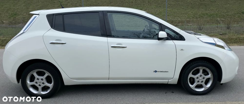 Nissan Leaf 30 kWh (mit Batterie) Acenta - 6