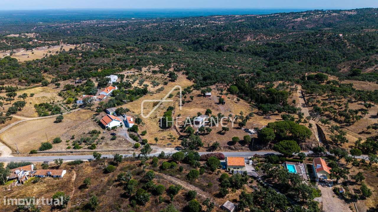 Monte alentejano perto de Melides, Comporta - ampliável até 500m² - Grande imagem: 2/19