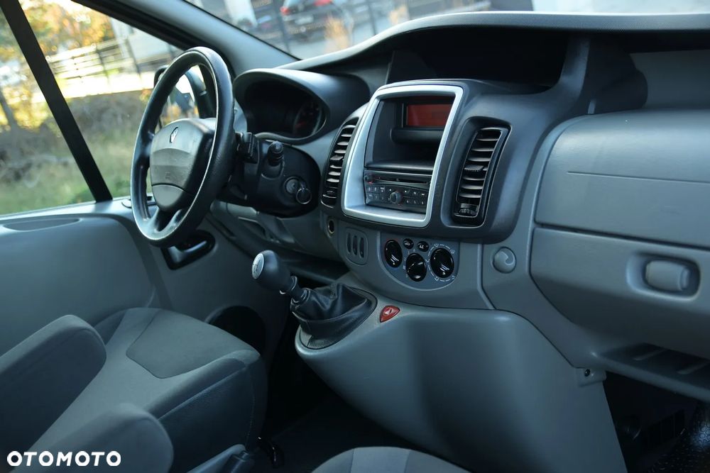 Renault Trafic - 20