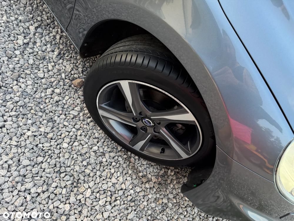 Volvo V40 D2 RDesign - 36