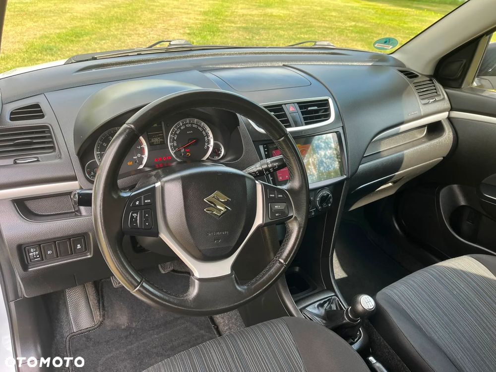 Suzuki Swift 1.2 BlackWhite - 20