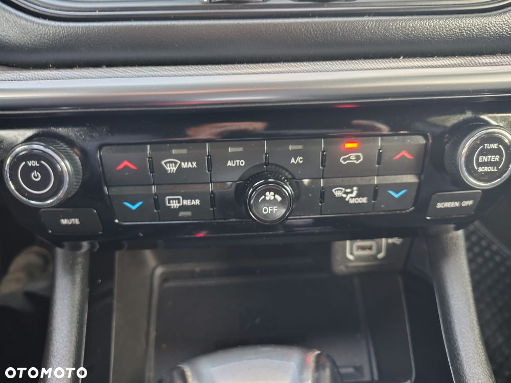Jeep Compass 1.3 T-GDI 4xe Automatik S - 17