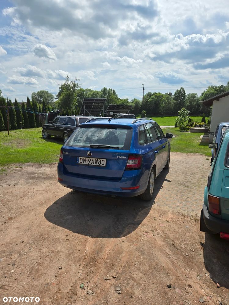 Skoda Fabia 1.0 Ambition - 2