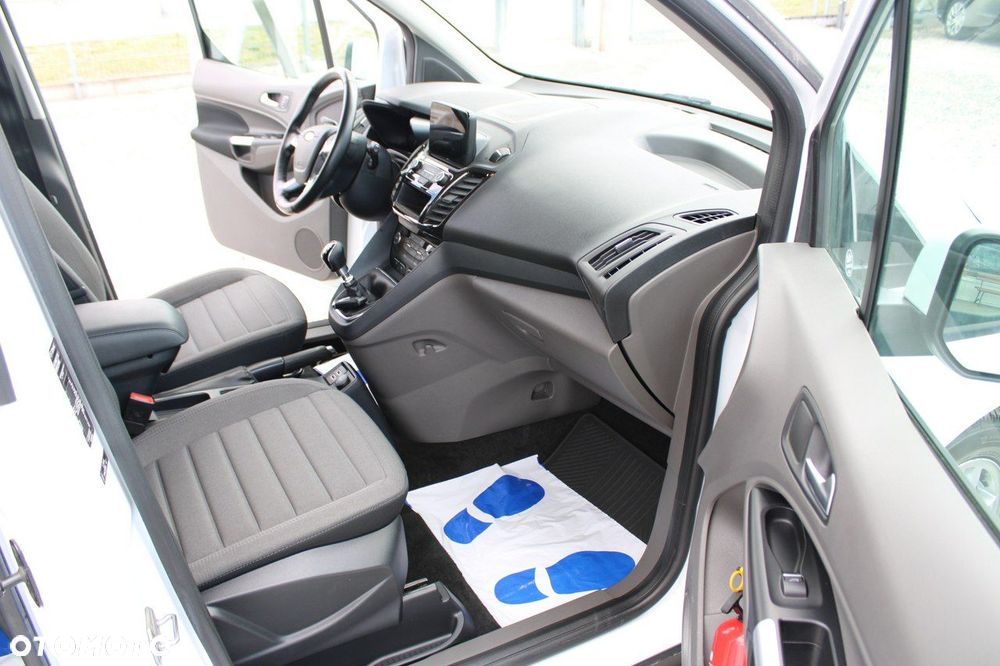 Ford Tourneo Connect - 29