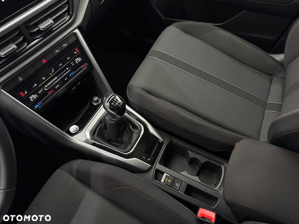 Volkswagen T-Roc 1.0 TSI Life - 24