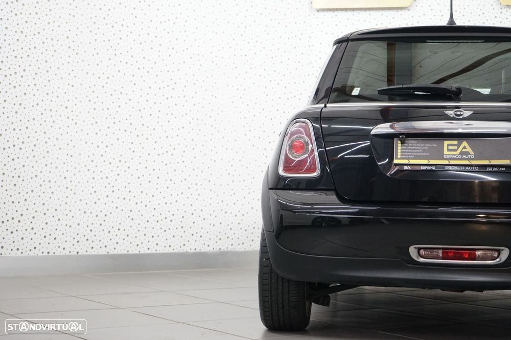 MINI 3 Portas One D - 26