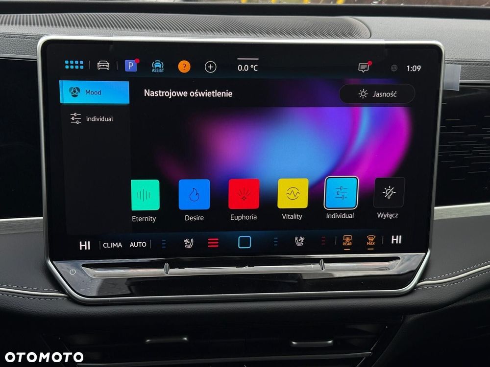 Volkswagen Passat - 20