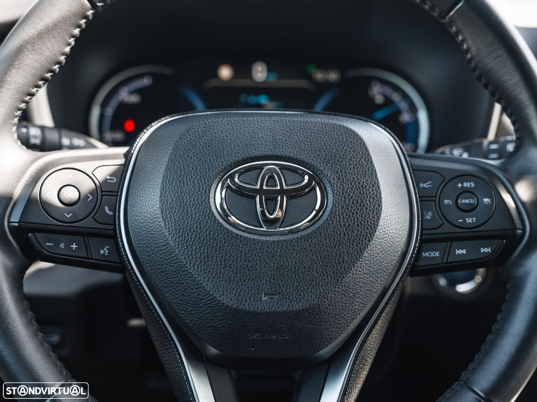Toyota RAV4 2.5 HDF Square Collection - 14