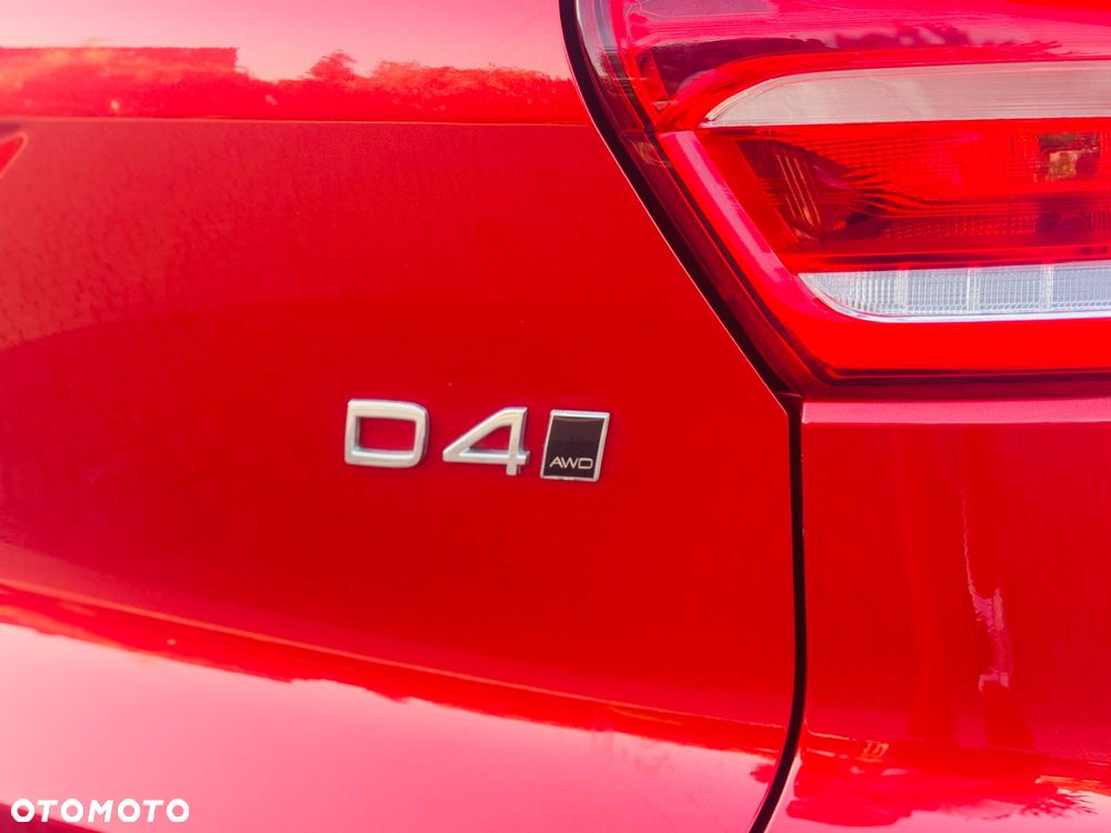 Volvo XC 40 D4 AWD Geartronic Inscription - 5