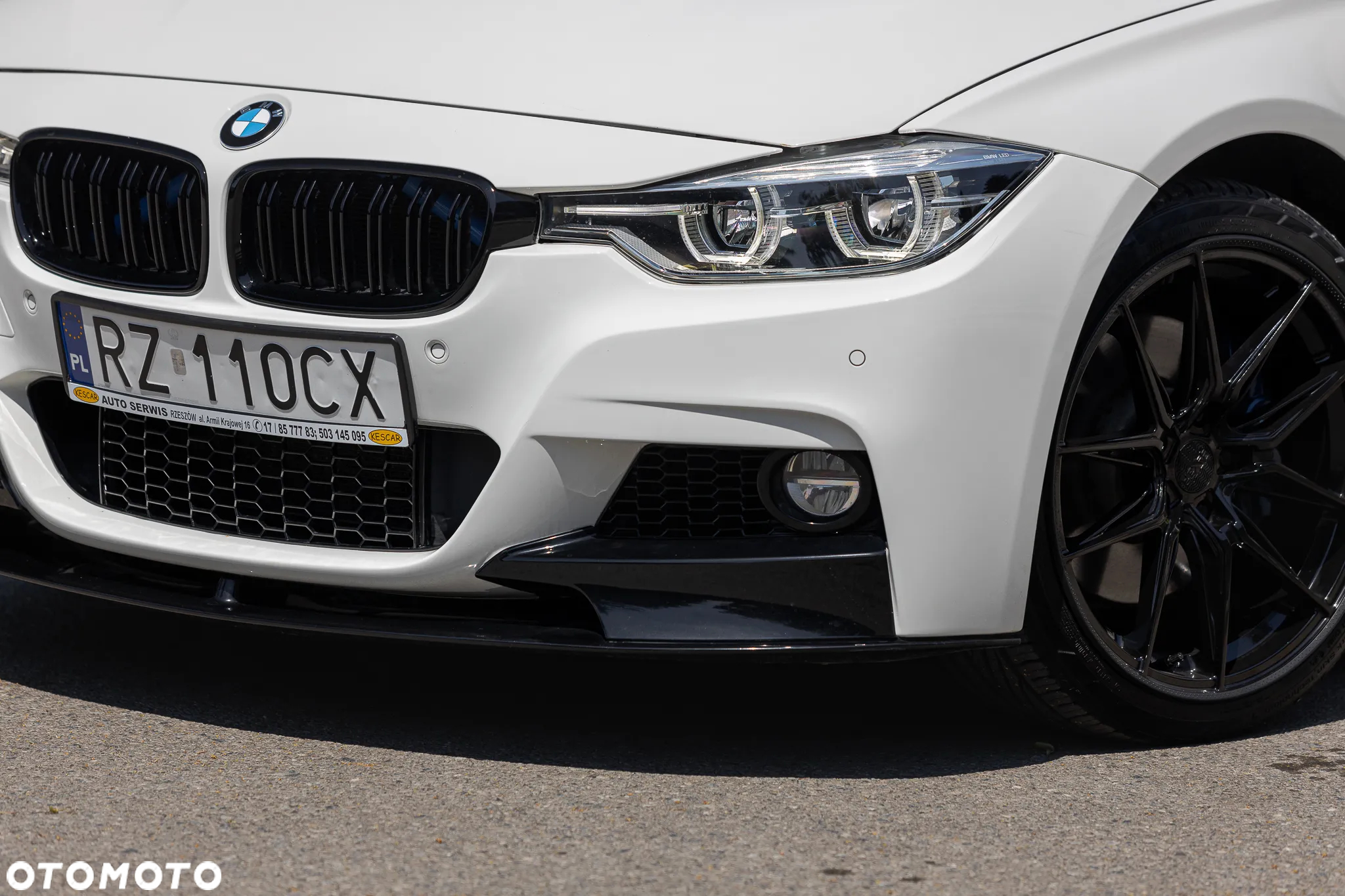 BMW Seria 3 330i xDrive - 3
