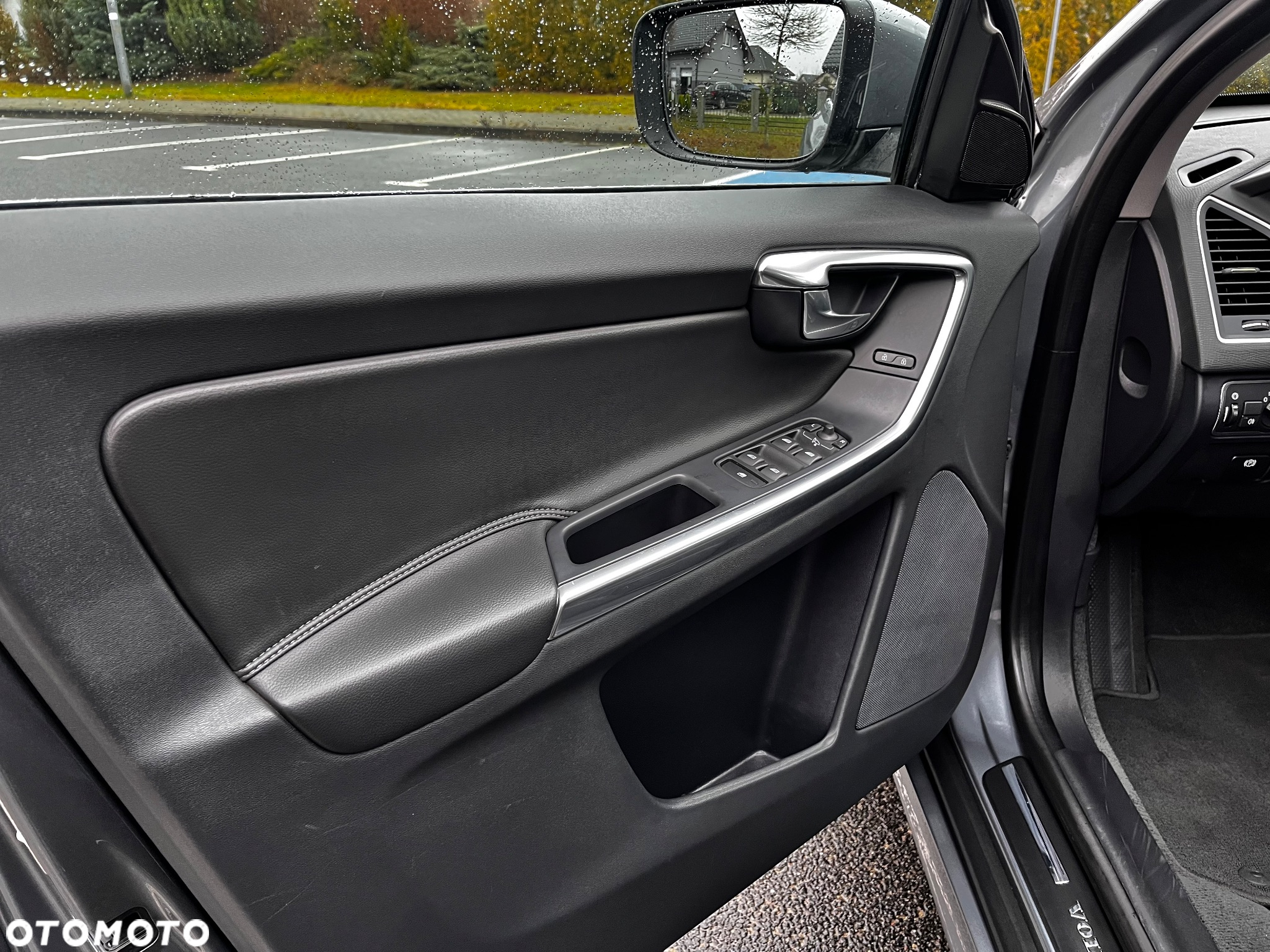 Volvo XC 60 D3 Drive-E Momentum - 20