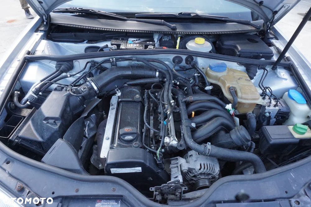 Volkswagen Passat - 14