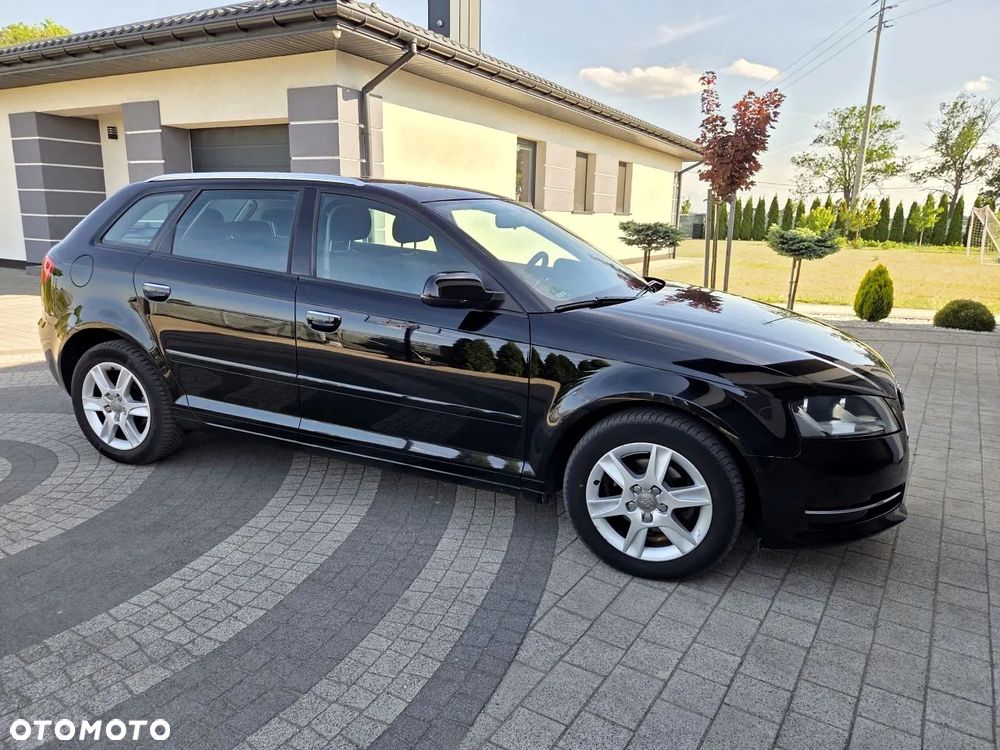 Audi A3 Sportback - 4
