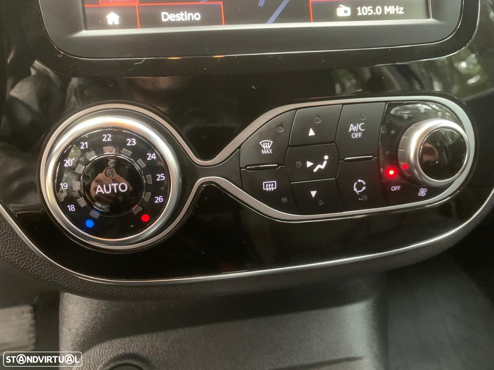 Renault Captur 1.5 dCi Exclusive EDC - 28