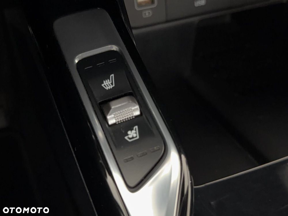 Kia Sorento - 32