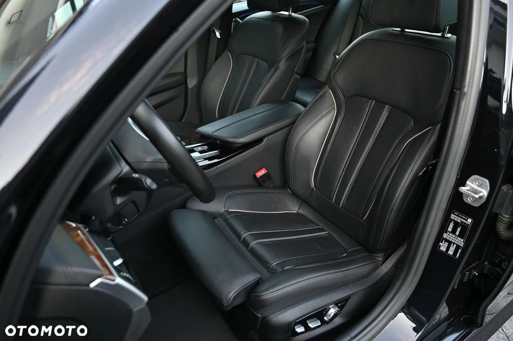 BMW Seria 5 - 23