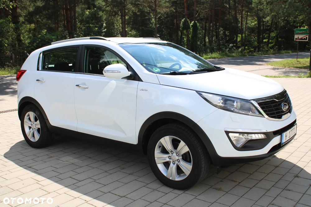 Kia Sportage 2.0 L - 13