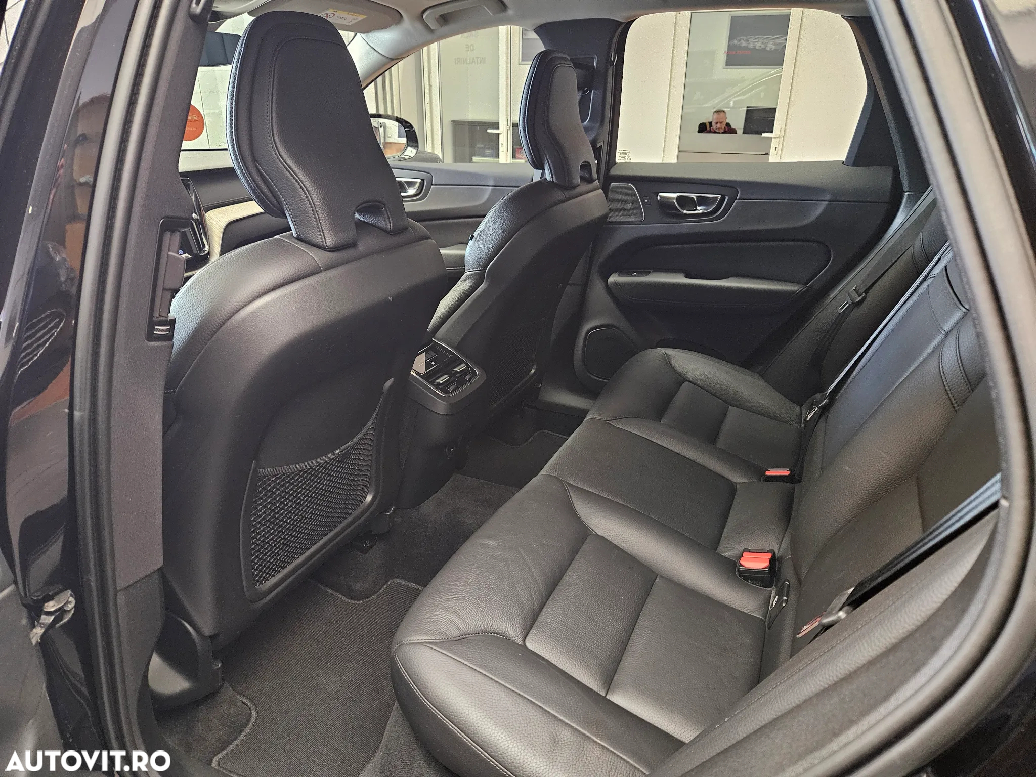 Volvo XC 60 B4 MHEV Inscription - 10