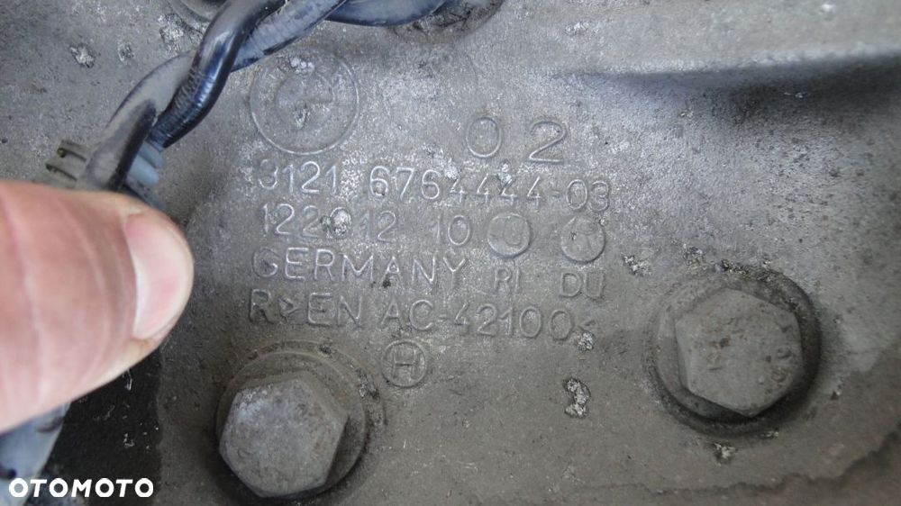 BMW 3 E91 E90 PIASTA ZWROTNICA TARCZA PRAWA PRZÓD PRZEDNIA 2.0D - 3