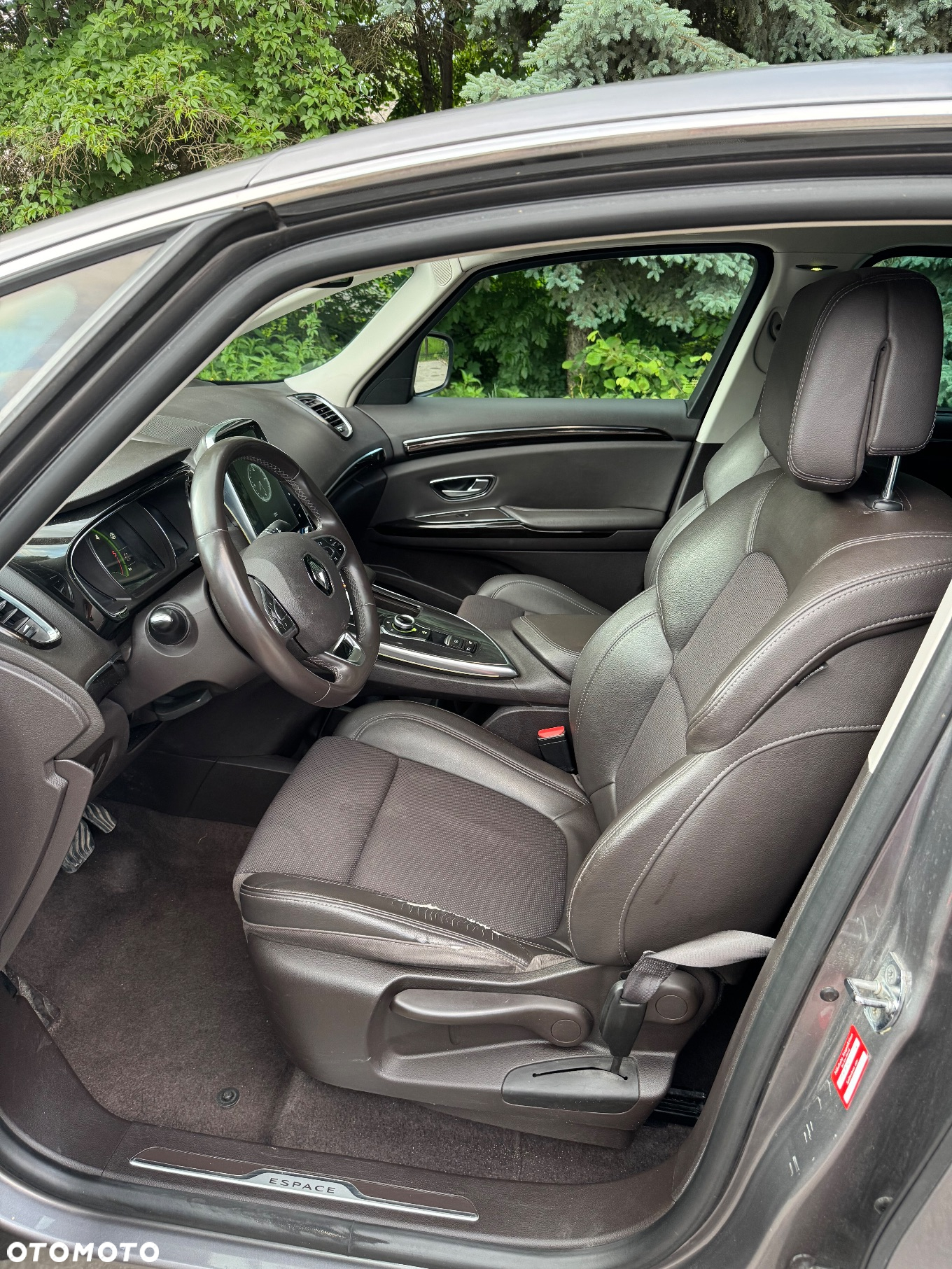 Renault Espace 1.6 dCi Energy SL Techno EDC 7 os - 9