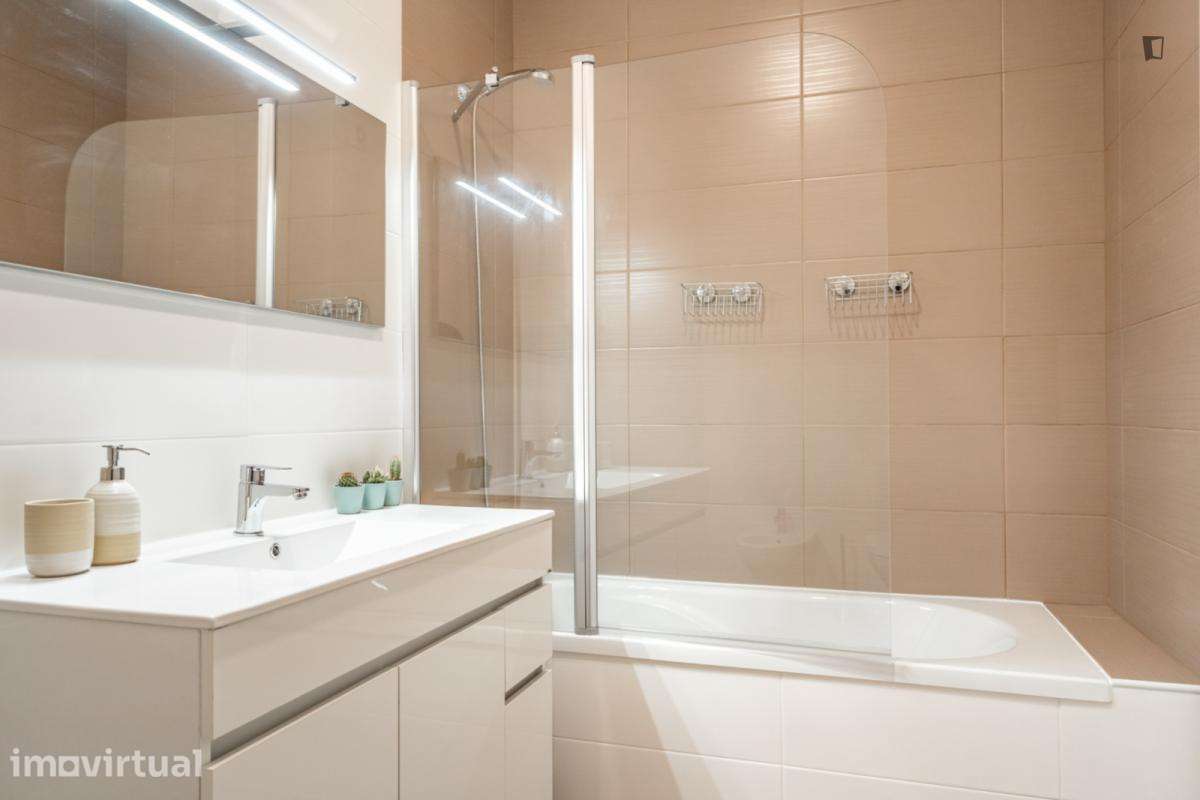 Apartamento com 3 quartos - localizado em Ponte de sor - Grande imagem: 2/37