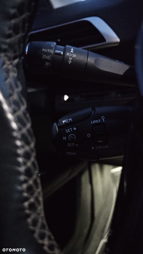 Peugeot 3008 BlueHDi 150 Stop & Start Allure - 35