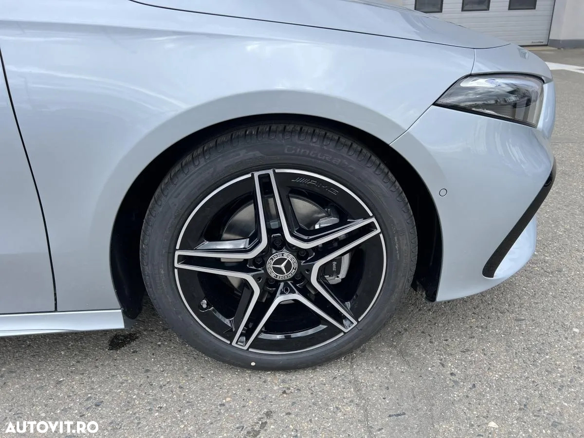 Mercedes-Benz A 200 MHEV 7G-DCT Sedan - 16