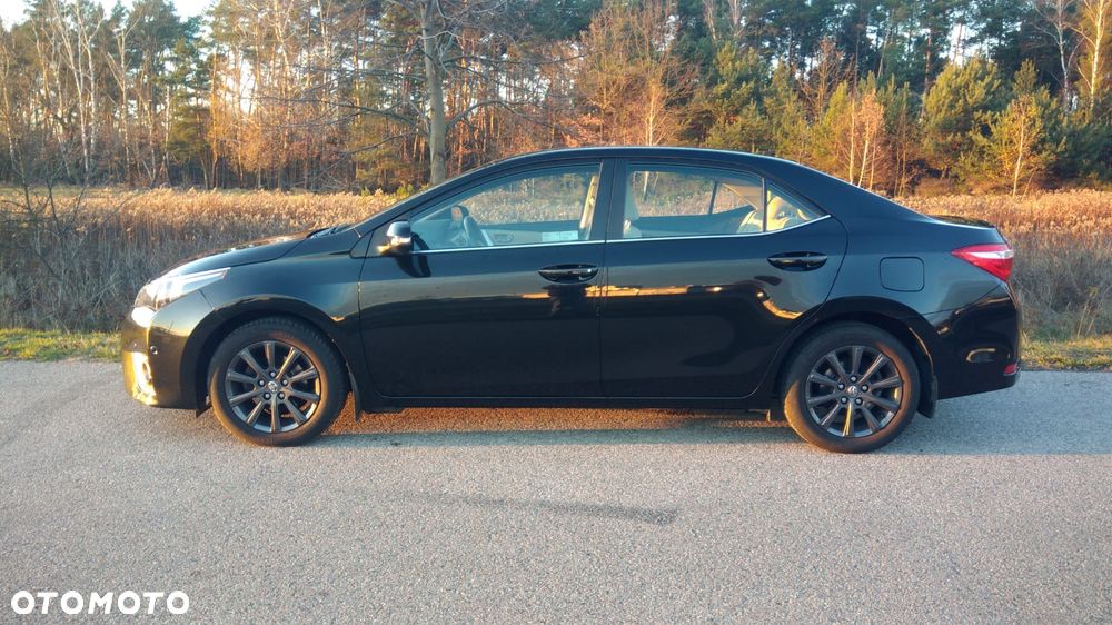 Toyota Corolla 1.6 Premium - 4