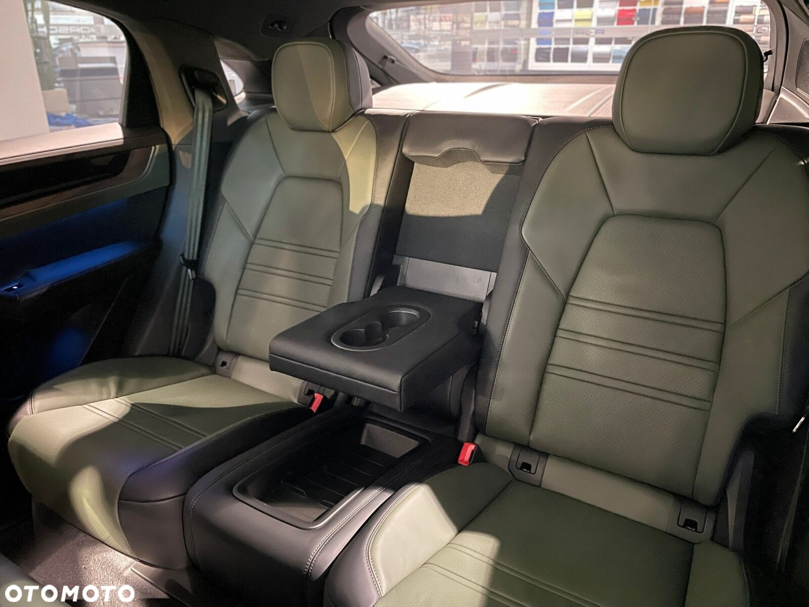 Porsche Cayenne - 33