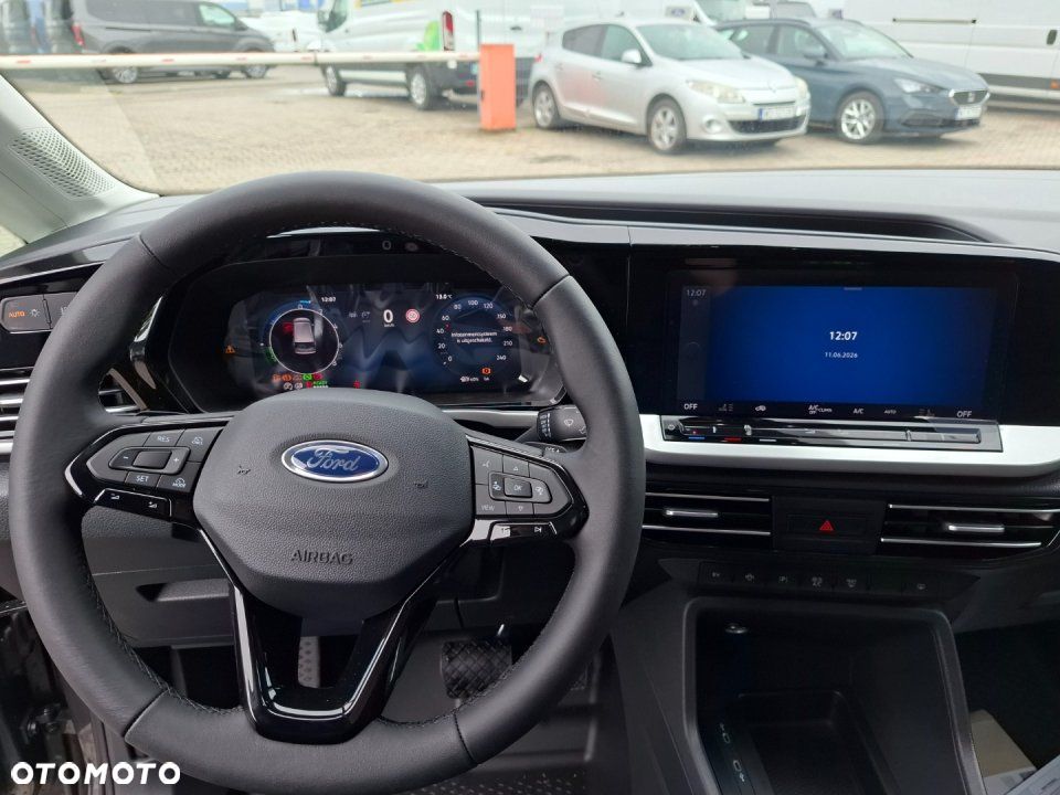 Ford Transit Connect - 16