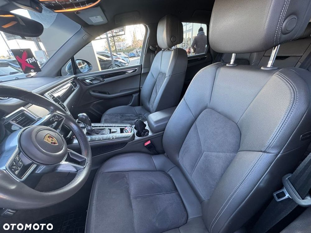 Porsche Macan S - 10
