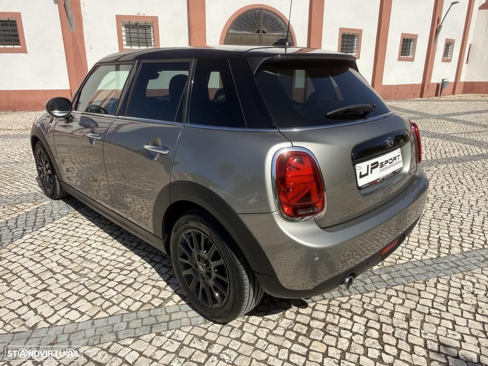 MINI 5 Portas Cooper D Auto - 6