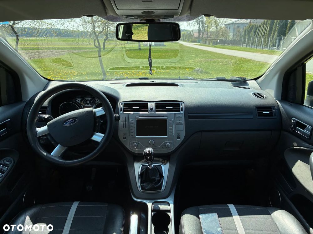 Ford Kuga 2.0 TDCi 4x4 Titanium - 7