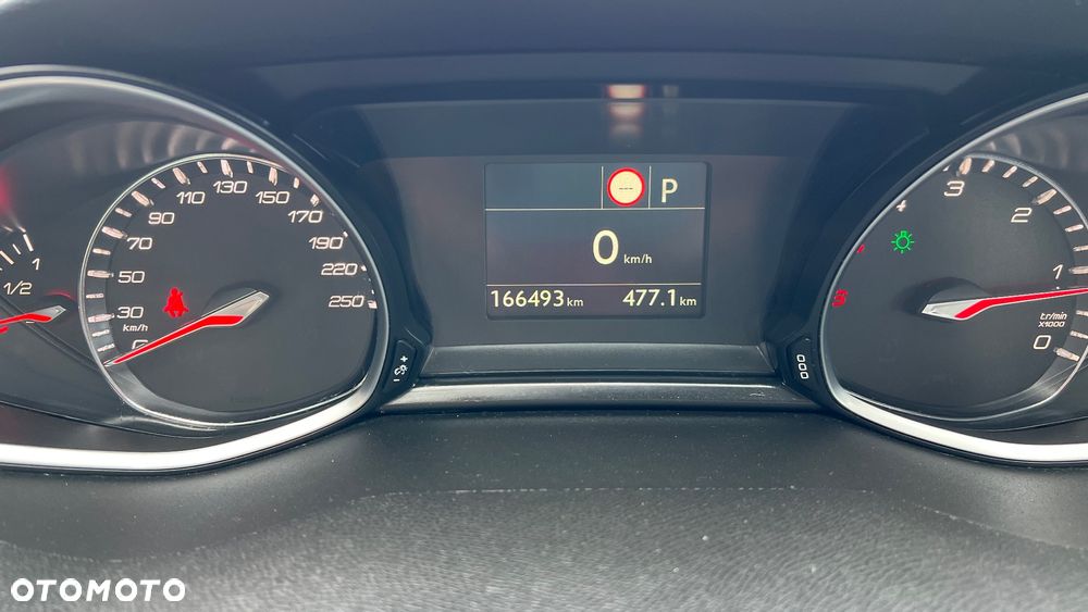 Peugeot 308 BlueHDi 130 EAT8 Stop & Start Allure Business-Paket - 12