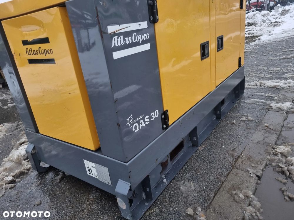 Atlas Copco QAS 30 KVA Agregat Generator wyciszony. Perfekcyjny stan! Silnik Kubota 4cylindry. Prądnica PARTNER Import Norwegia! Zadbana maszyna Serwisowana w DEKRA do końca - 26