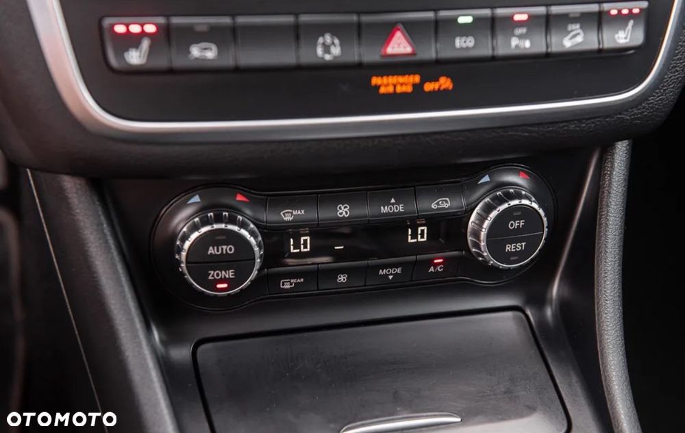 Mercedes-Benz GLA 250 4Matic 7G-DCT AMG Line - 20