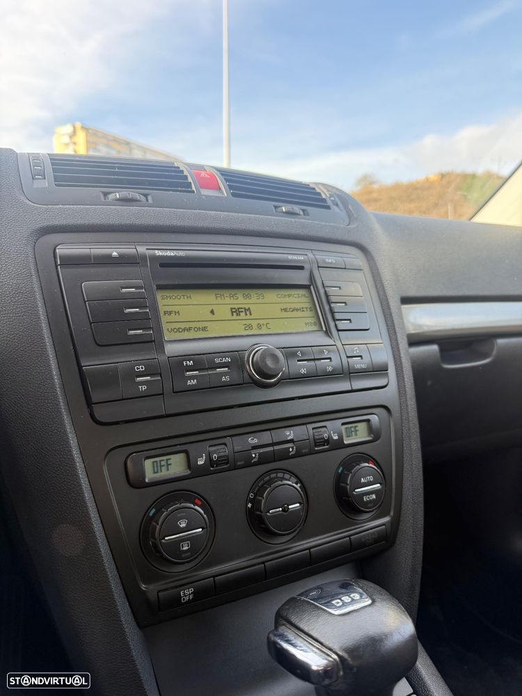 Skoda Octavia Break 2.0 TDI DPF DSG FAMILY - 10