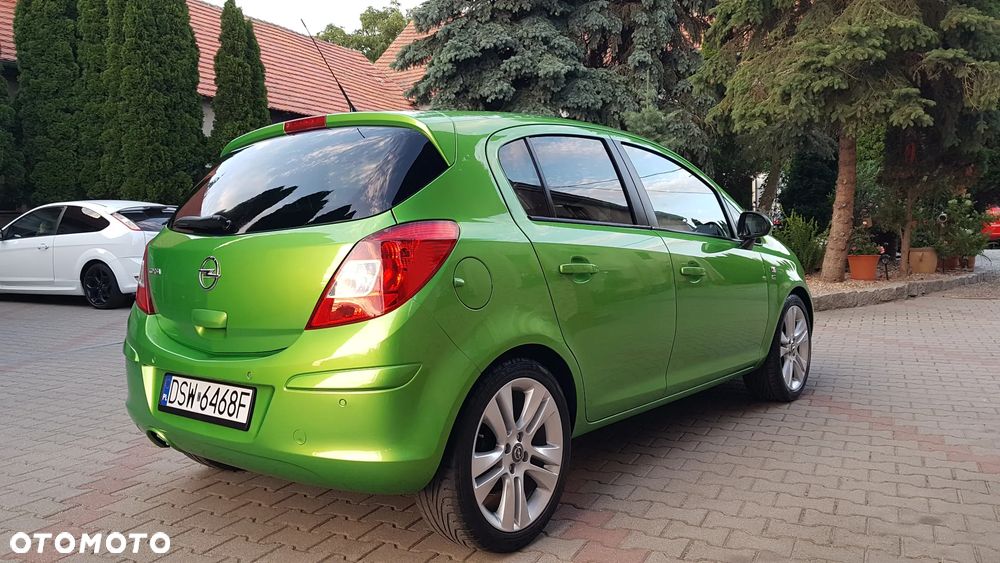 Opel Corsa 1.4 16V Enjoy - 17